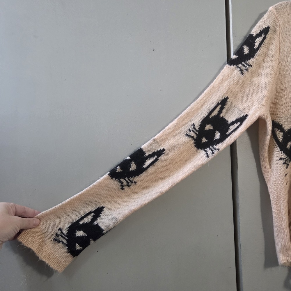 Material Girl XL Cat Sweater Distressed Knit Goth Grunge Alt Cat Lady Punk Y2K - Picture 2 of 10